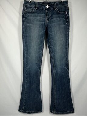 White House Black Market Mid Rise Flared Jeans Dark Indigo Wash 4R Stretch